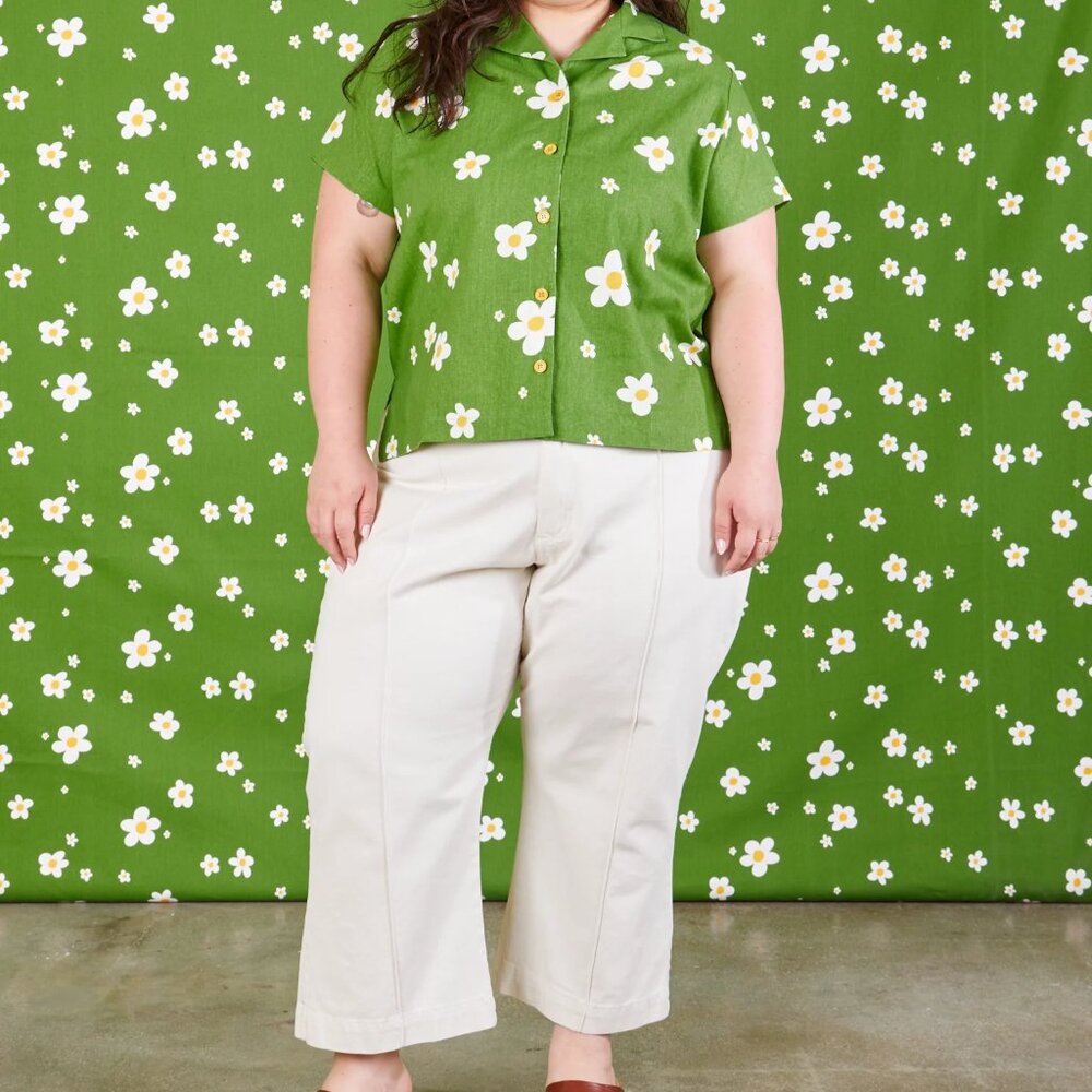 Big Bud Press Pantry Button Up Bob Baker Marionette theater NEW 4xl